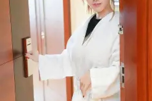 千万粉丝网红白冰偷税被处罚背后：想拿公司的钱给自己买包还抵税为何此路不通？