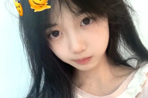最近抖音火爆的网红被扒黑历史小编觉得抖音还是需要些正能量的东西